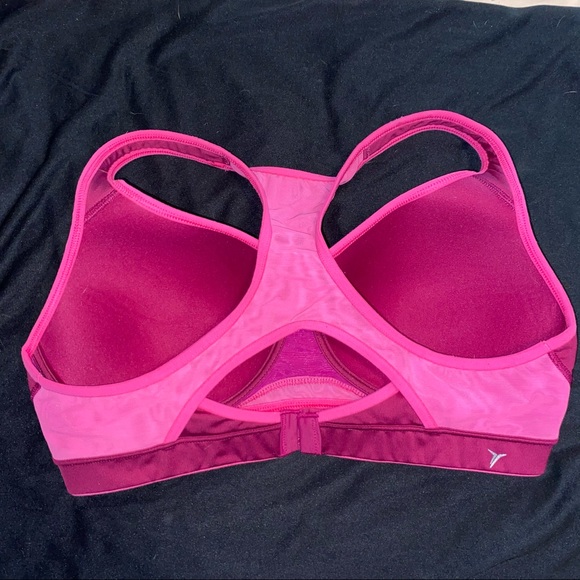 Old Navy Active 36C Sports Bra - Picture 2 of 3